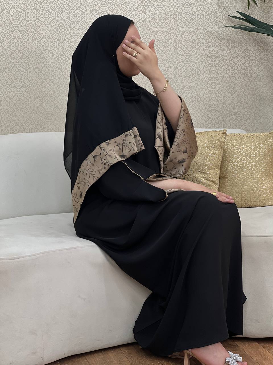 عبائة نور