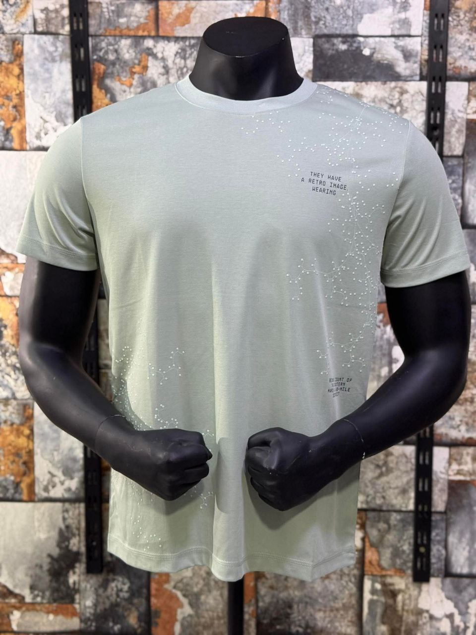 T-SHIRT